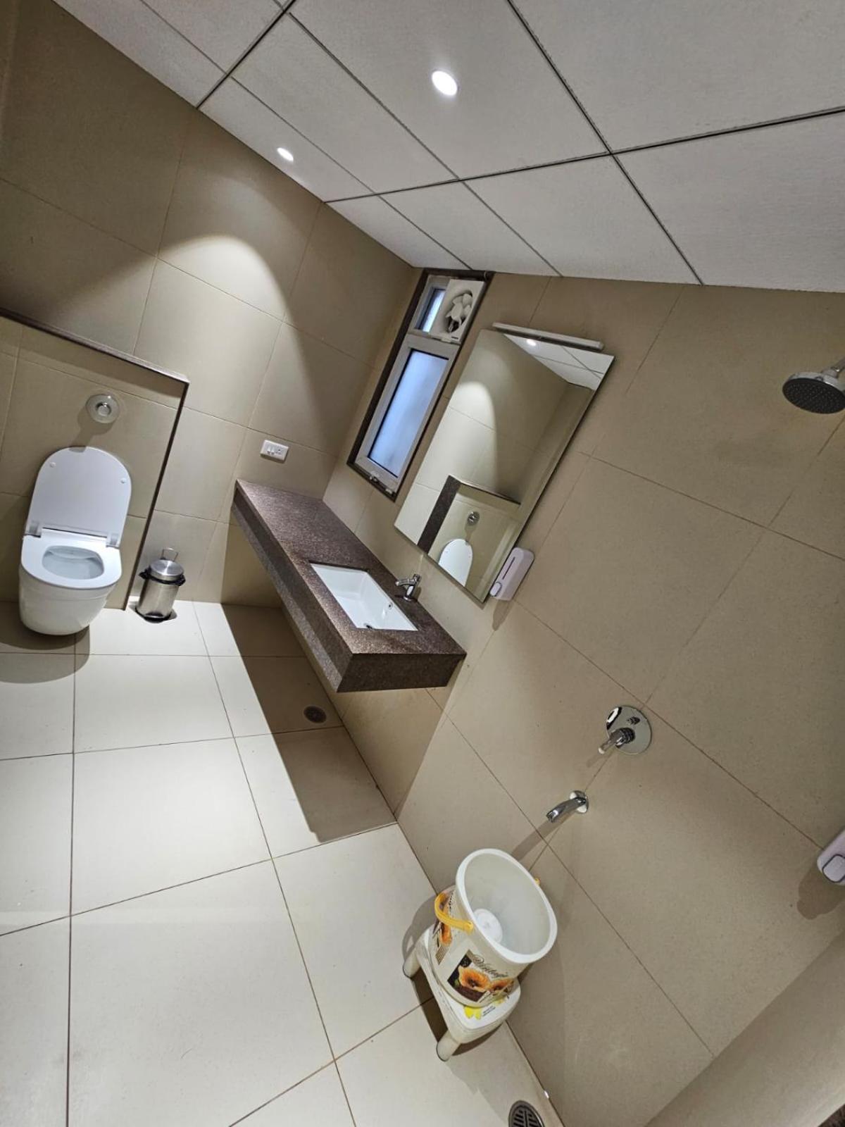 Hotel Bagla Atithi Banaras Варанаси Экстерьер фото