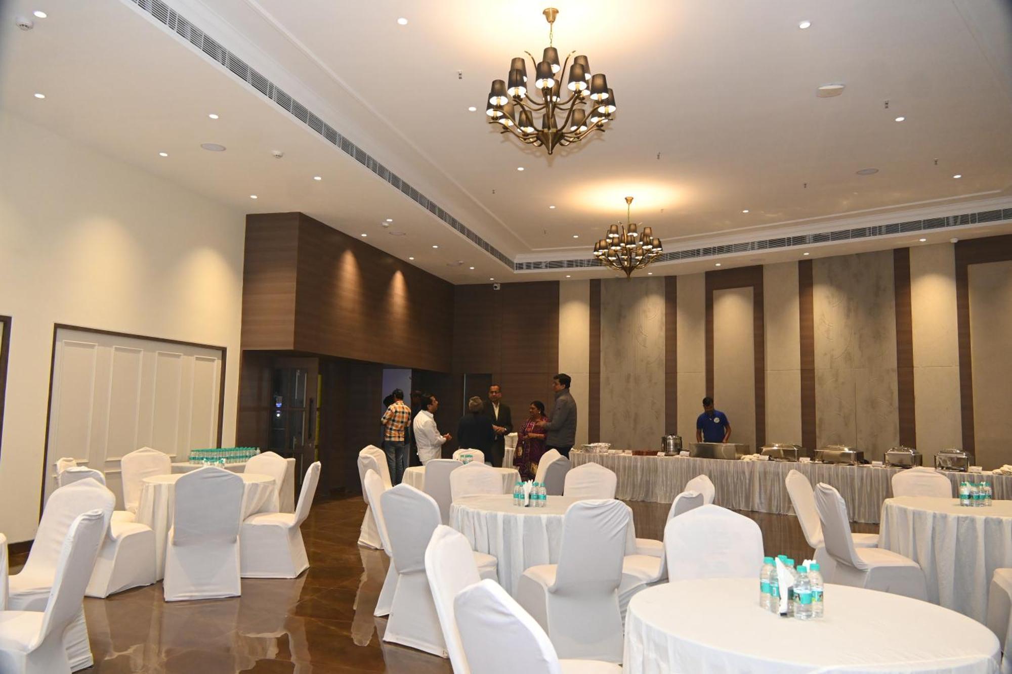 Hotel Bagla Atithi Banaras Варанаси Экстерьер фото
